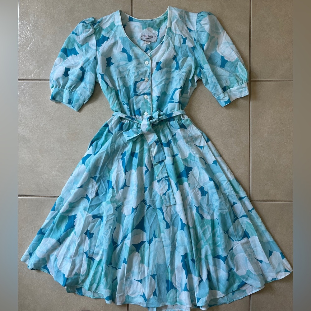 Just in Thyme LTD Vtg Sz 8 Blue/White Floral Belted Elastic Waist A-Line Dress